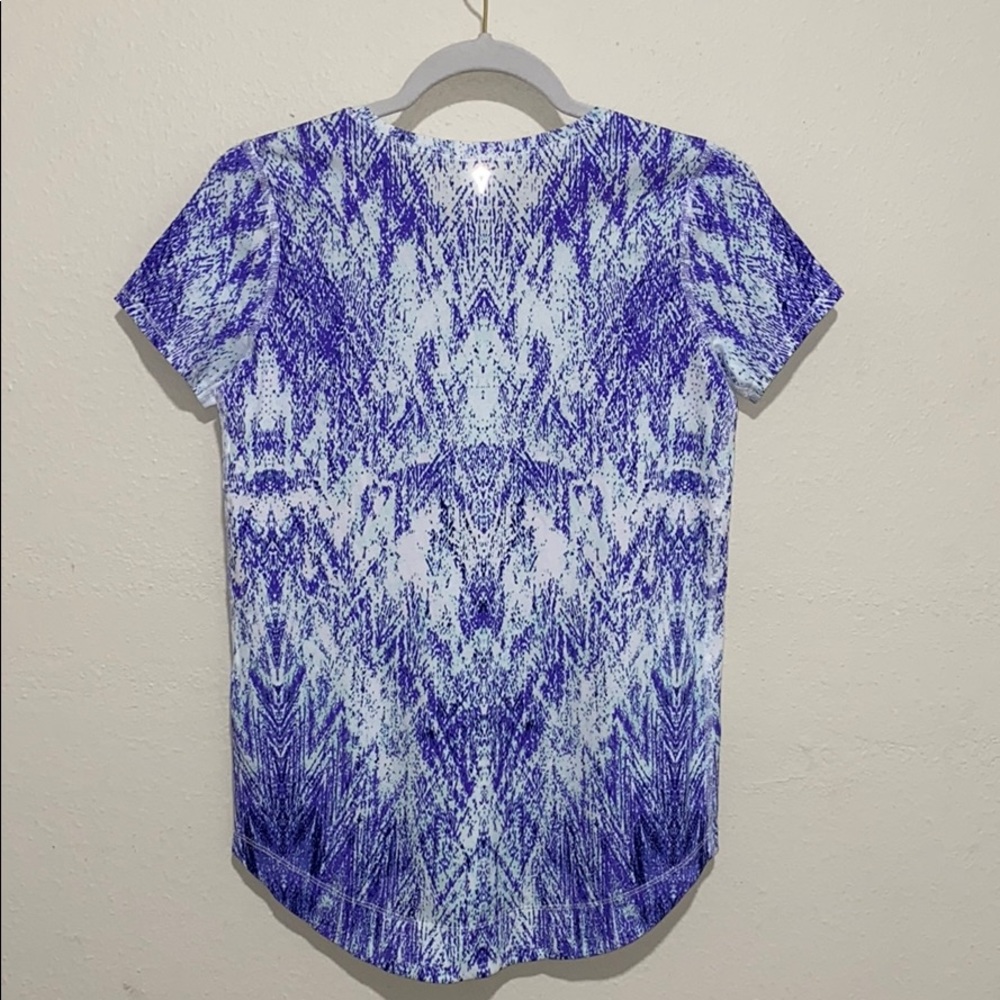 NWOT Ivivva Lululemon Short Sleeve Shirt